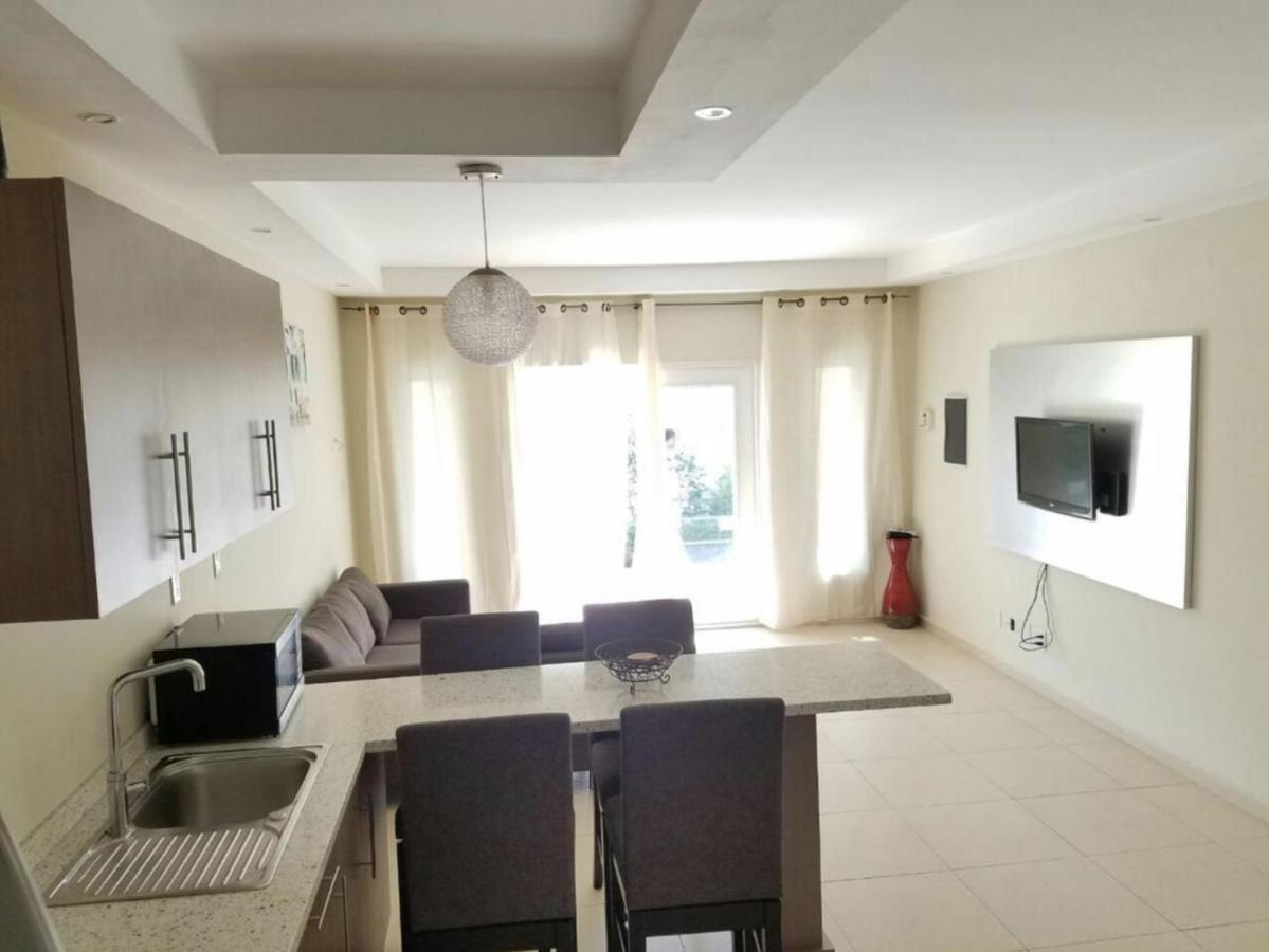 Andira Apartments Willemstad Esterno foto